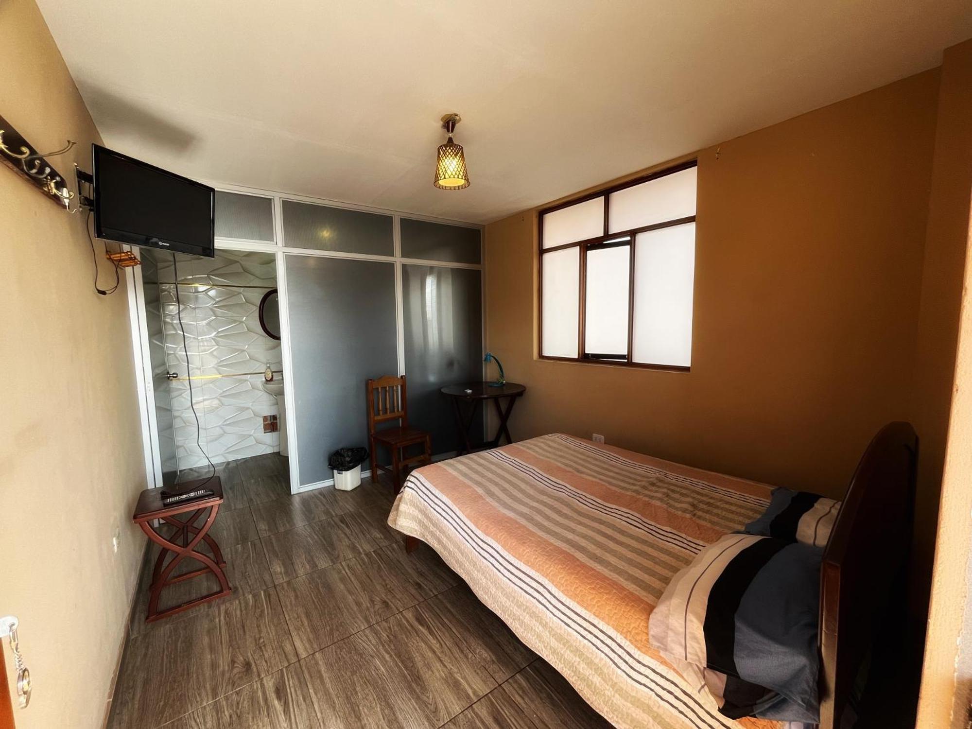 Bed and Breakfast Ugarte Street Трухільйо Екстер'єр фото